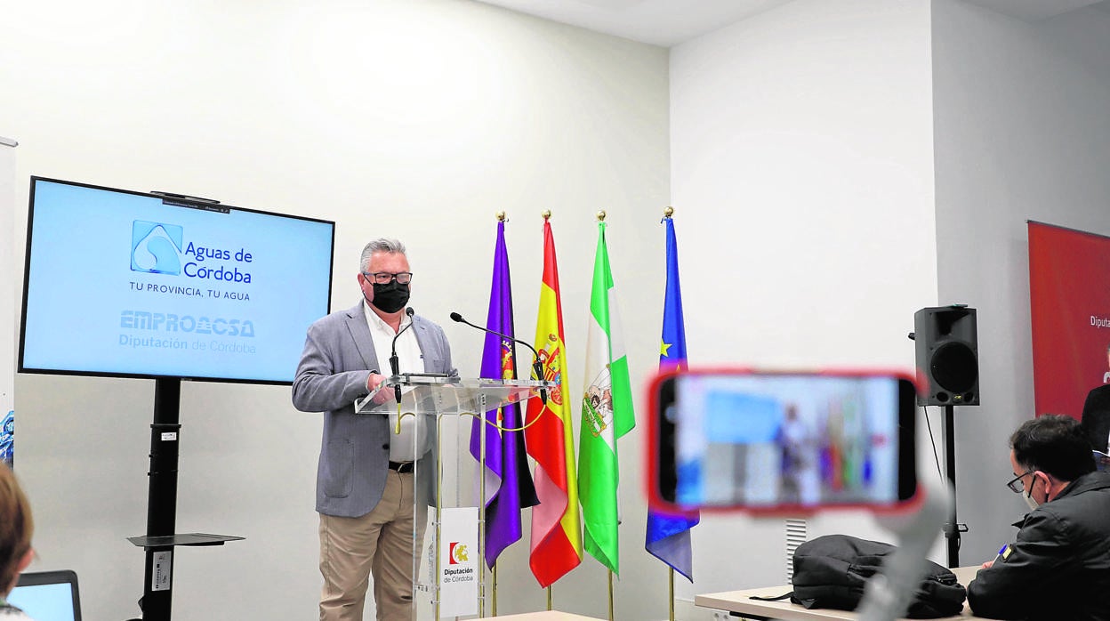 Esteban Morales en la presentación del plan contra la sequía