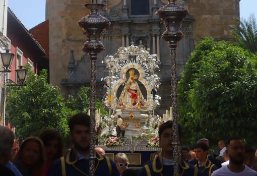 Paso de la Virgen de la Cabeza, en el Compás de San Francisco