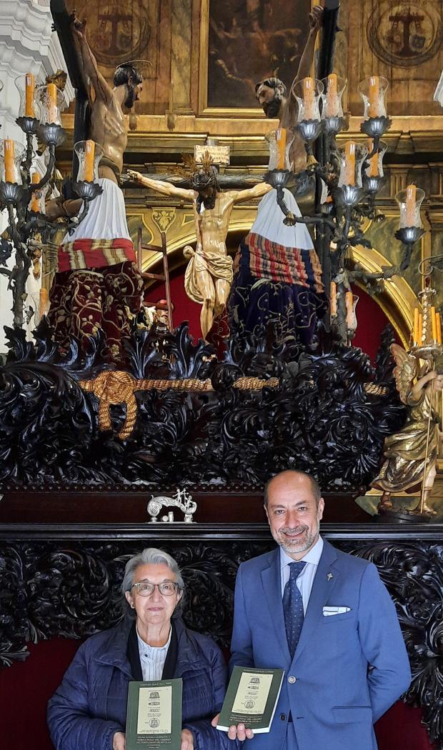 El histórico estudio de Fuensanta García de la Torre sobre la hermandad de la Carretería vuelve a ver la luz