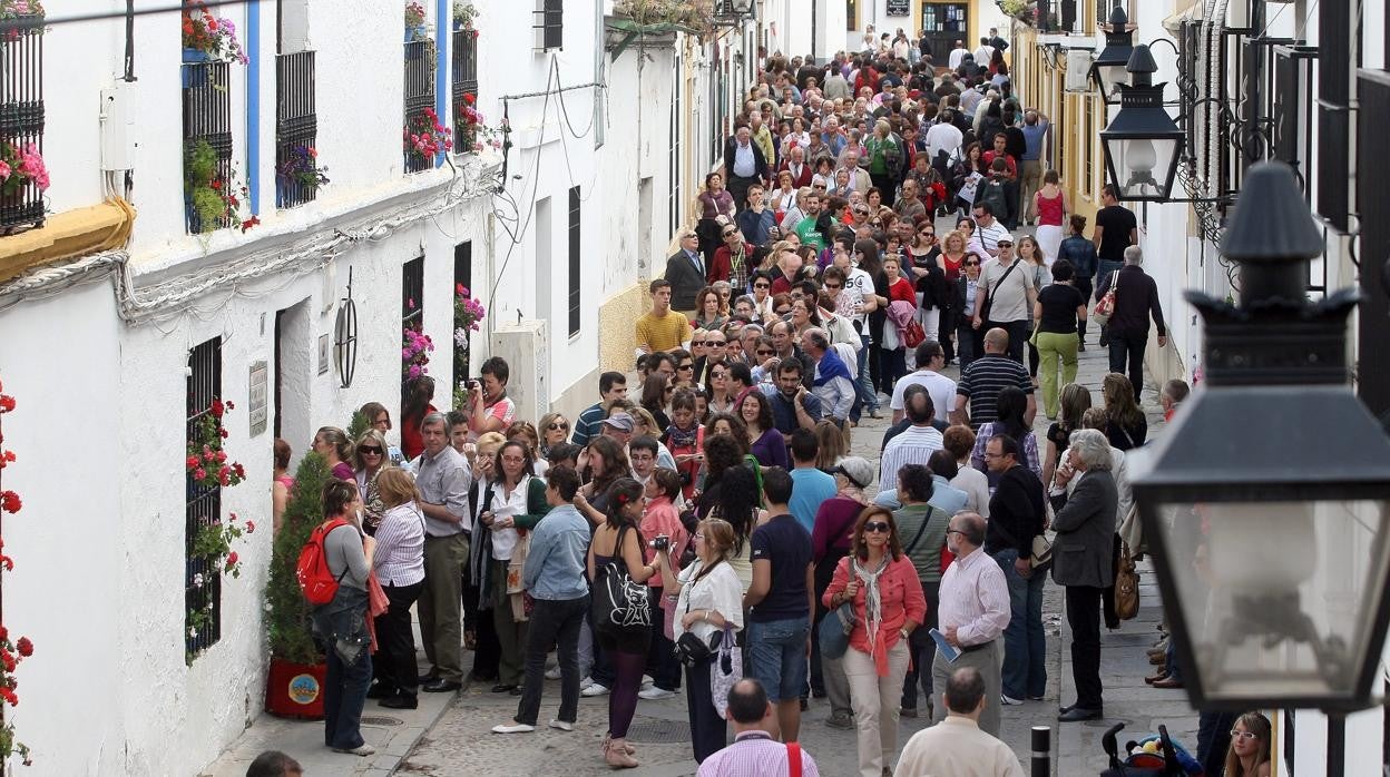 Colas de San Basilio en una edición pasada del Festival