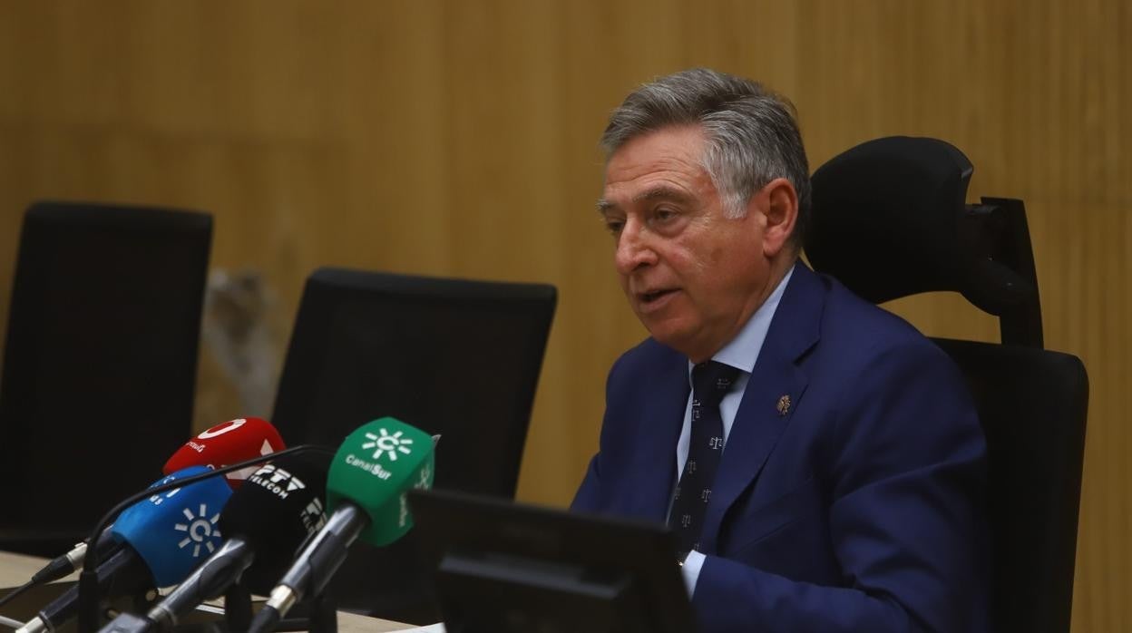 El presidente de la Audiencia Provincial de Córdoba, Francisco de Paula Sánchez Zamorano, este martes