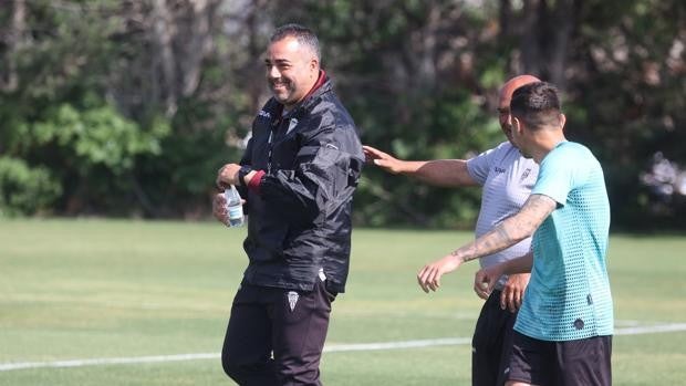 Germán Crespo, entrenador del Córdoba CF: «Queremos hacer el pleno de victorias en casa»