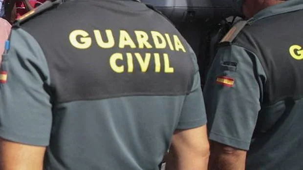 Detenidos en Algeciras tres guardias civiles en una operación contra el narco