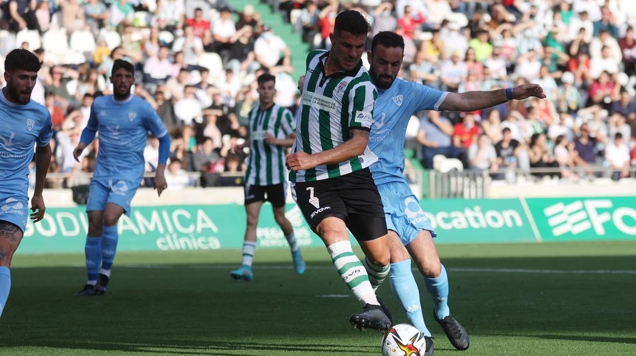 Willy durante un partido esta temporada en El Arcángel