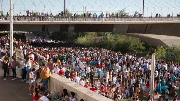 Feria de Córdoba 2022 | El Ayuntamiento valora vallar la zona de botellón