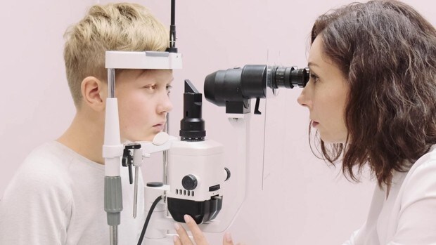 Los ópticos advierten de que la miopía puede afectar al 30% de la población adolescente