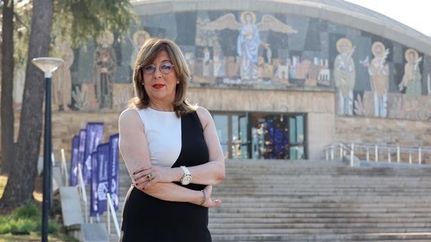 Julieta Mérida, candidata a rectora | «Los docentes tienen demasiada gestión y eso hay que solucionarlo»