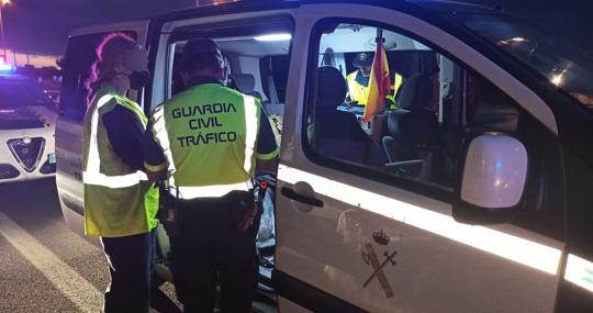 Control de la Guardia Civil en la Feria de Córdoba