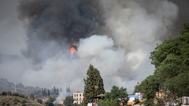 La Junta pedirá declarar zona catastrófica las 172 hectáreas calcinadas por el incendio en Granada