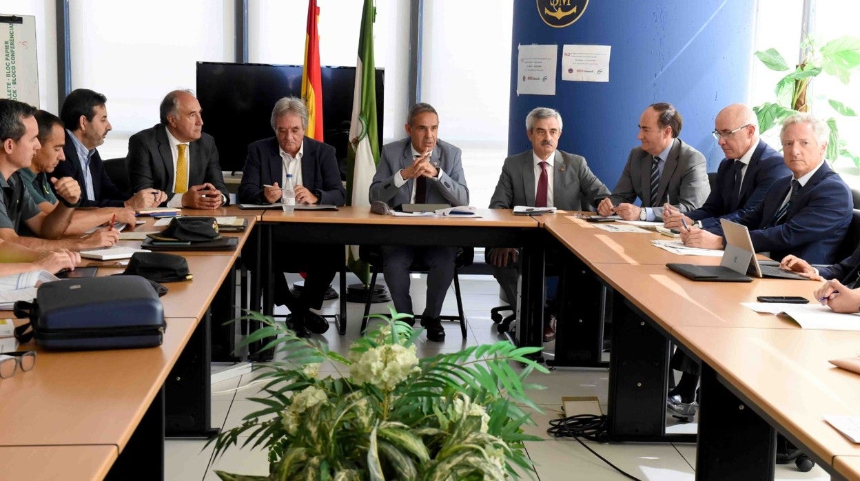 Imagen de la reunión celebrada hoy en Algeciras sobre la OPE