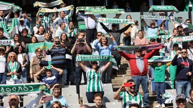 El Córdoba CF supera el listón de los 3.000 socios