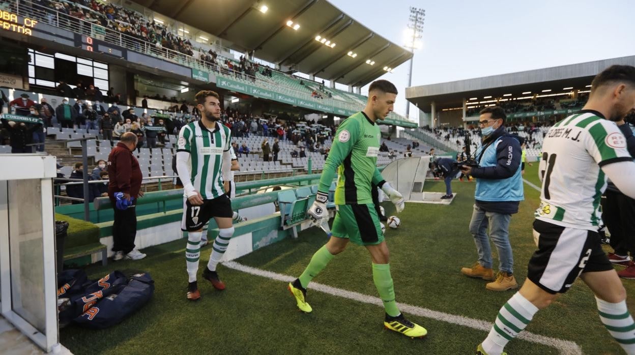 Tribuna del estadio El Arcángel en un partido de esta temporada