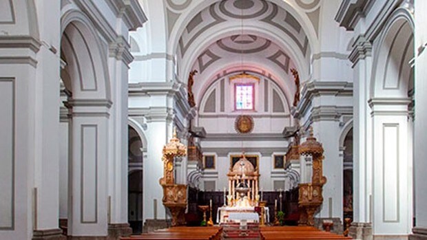 La iglesia de La Encarnación de Santa Fe, en Granada, reabre tras los terremotos de 2021