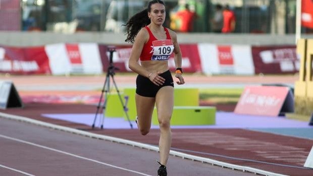 Carmen Avilés y Javi López dan un paso al frente en el Campeonato de España