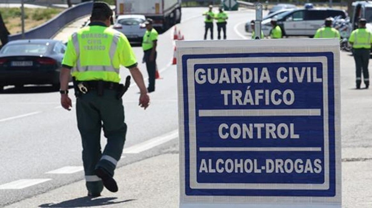 Control de alcohol y drogas de la Guardia Civil