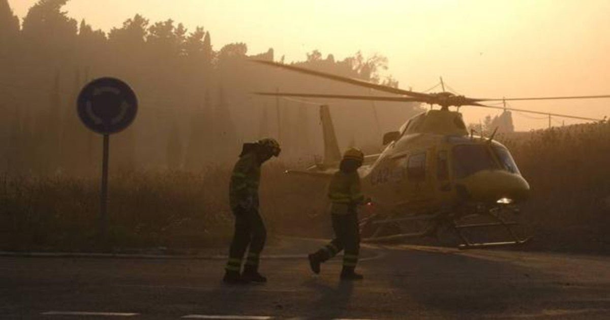 El incendio afecta a la zona de la Cartuja de Jerez