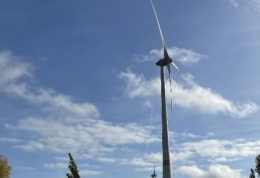 Turbina eólica en Eeklo, Bélgica.