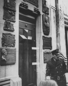 Mausoleo de Perón en el cementerio bonaerense de La Chacarita.