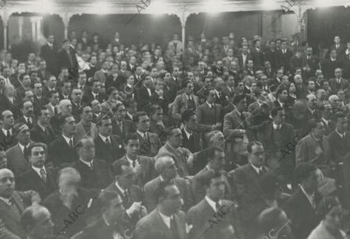 Acto fundacional de la Falange Española, celebrado en el Teatro de la Comedia
