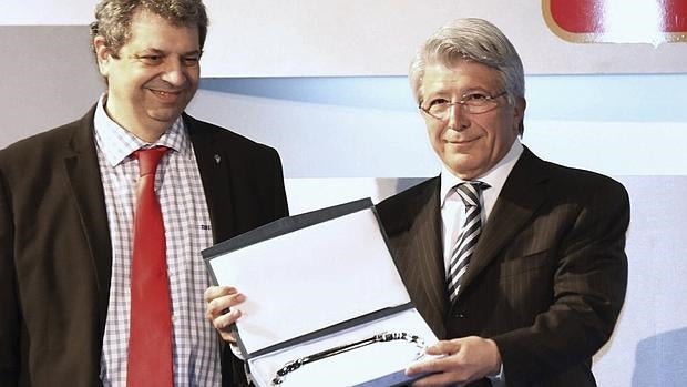 Cerezo: «Llevamos jugando toda la temporada con este césped y no hemos tenido ningún problema»