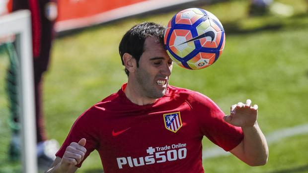 Godín: «Estamos en cuartos, acá no hay rivales fáciles»
