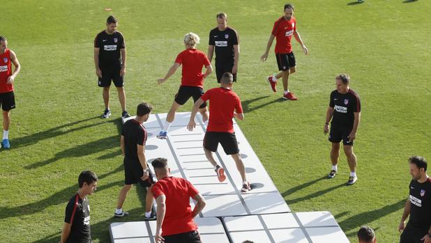 Filipe y Gamiero, en la convocatoria del Atlético para medirse al Las Palmas
