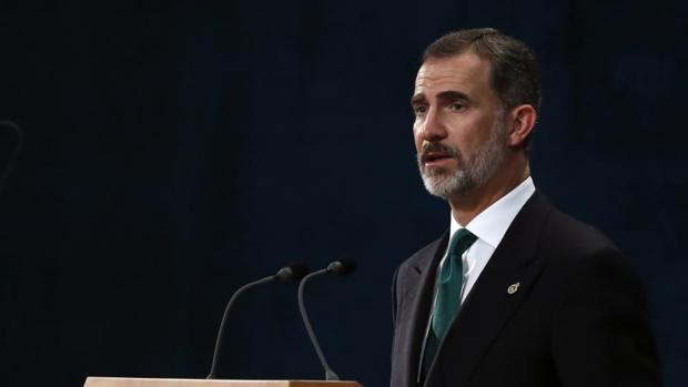 El discurso íntegro del Rey: «España tiene que hacer frente a un inaceptable intento de secesión»