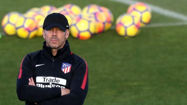 Dardo de Simeone a la política de fichajes del Madrid