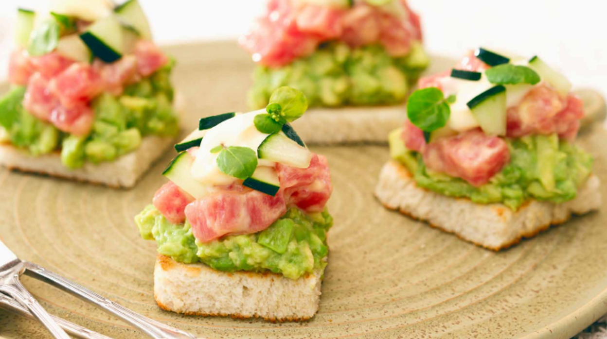 Pinchos de aguacate