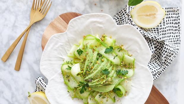 Receta con calabacín y limón para comértelos hasta con la piel