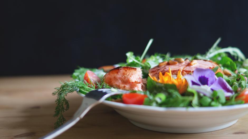 Cómo disfrutar de la comida sin prisa y sin culpa en 9 minutos