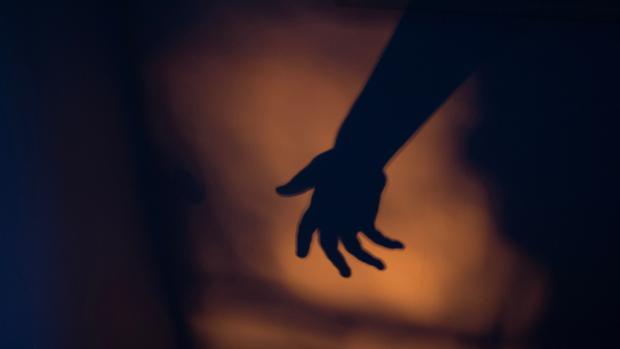 Peldaño 8: «Cuanto más reconoces un miedo al que estás atado, más te desprendes de su atadura»