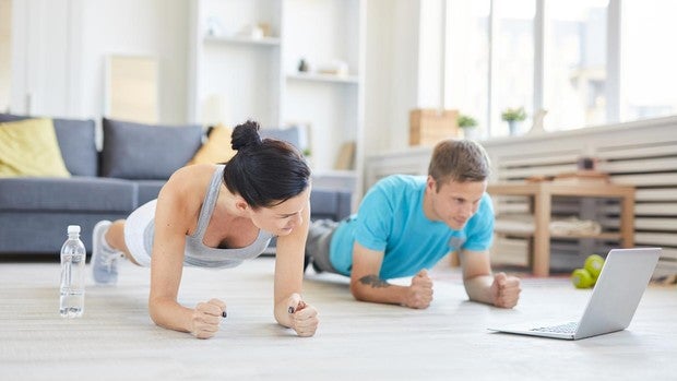 Entrenamiento en casa: agenda de clases para ponerte en forma cada día
