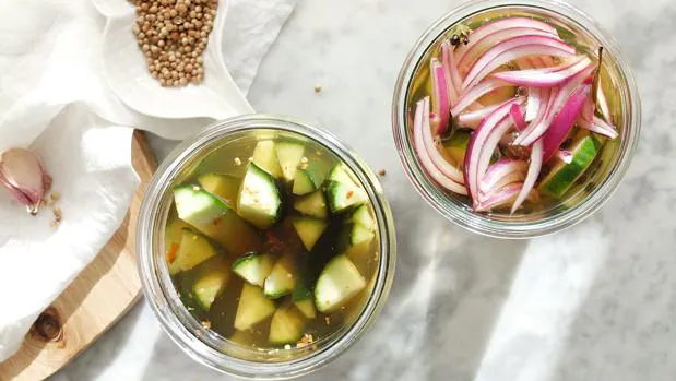 Cómo preparar encurtidos con pepino para tus ensaladas, sandwiches o  bocadillos