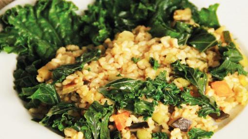 Arroz integral con verduras y kale