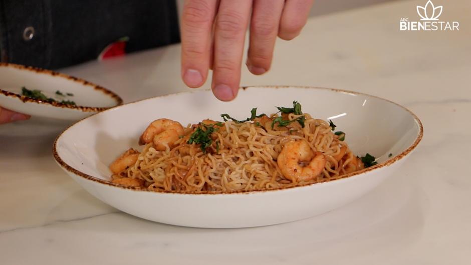 La sabrosa receta con pasta y gambas que puedes preparar en cinco minutos