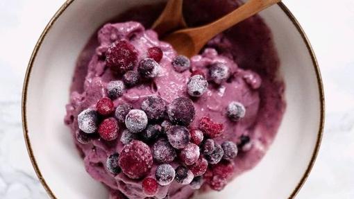 Helado de frutos rojos