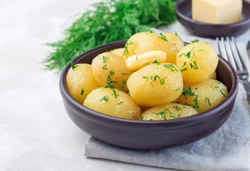 Patatas cocidas o asadas.