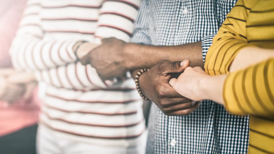 Cómo aumentar nuestra felicidad mejorando las relaciones personales
