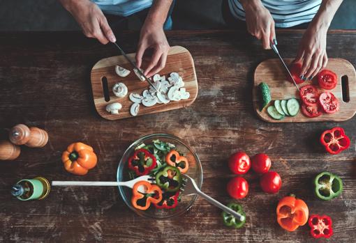 Nada de pechuga y lechuga: ideas para comer sano sin aburrirse