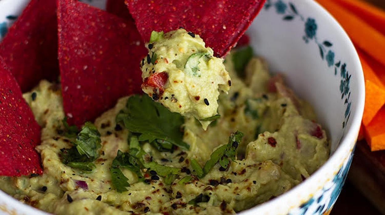 Guacamole perfecto lo que sí y lo que no debe llevar y por qué