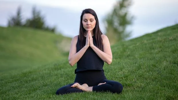Yoga para pacientes de cáncer: una forma de aliviarles el dolor