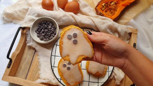 Pancakes de Halloween con forma de fantasma.