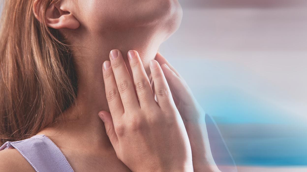Las molestias en la garganta pueden afectar a la voz.