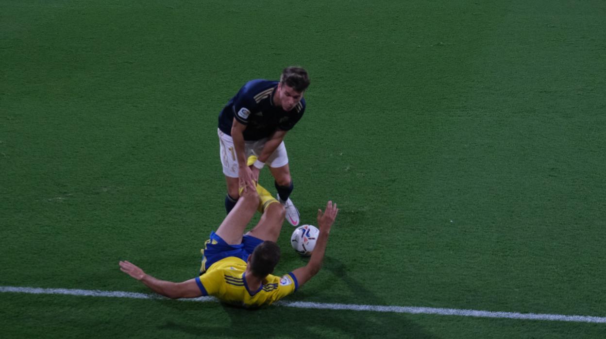 El Cádiz CF perdió en su estreno ante el Osasuna.