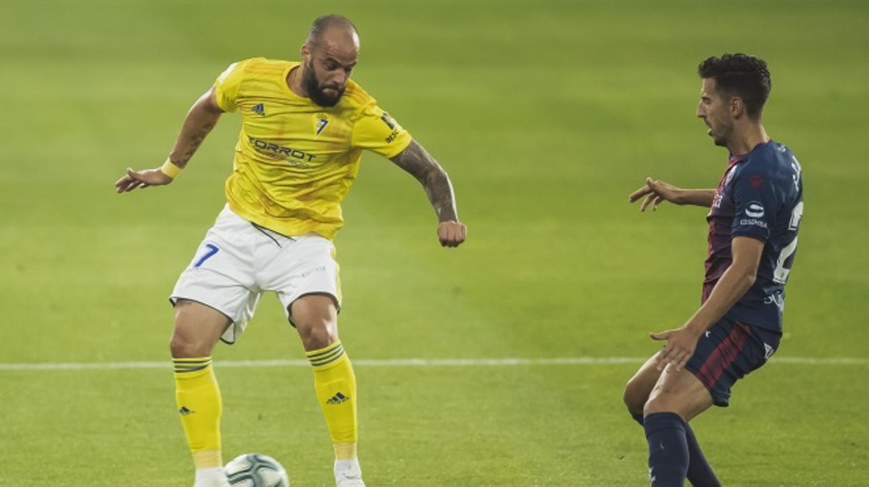 Edu Ramos, en un partido del Cádiz CF