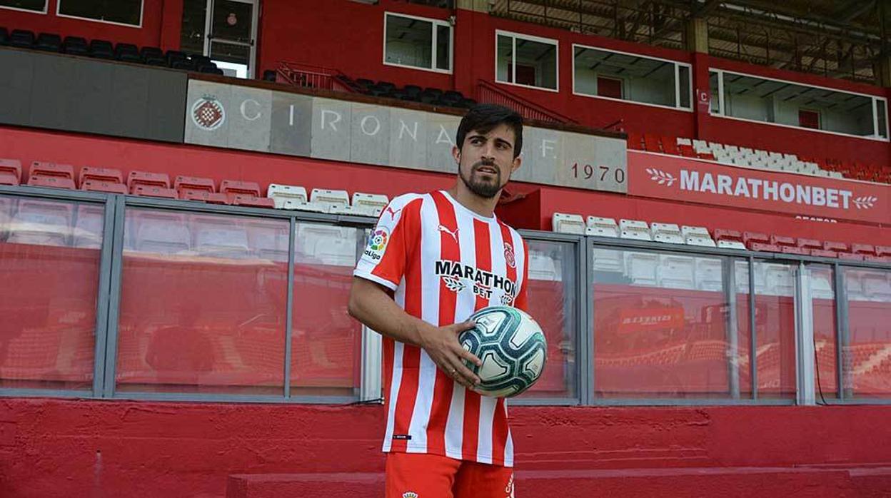 Jairo Izquierdo sigue perteneciendo al Girona.