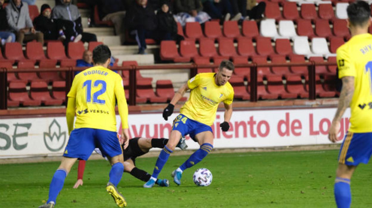 Querol ante el Logroñés la temporada pasada en Copa del Rey.