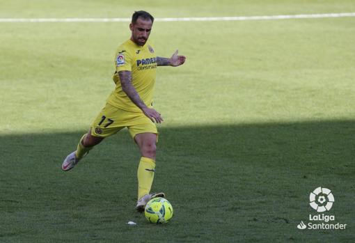 Paco Alcácer superó a Jaume Doménech desde los once metros.