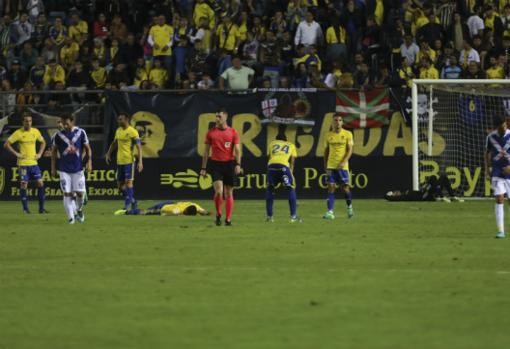 El Cádiz CF cayó en la prérroga del partido de vuelta de la primera eliminatoria de ascenso con el Tenerife..